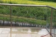 How to overcome water pooling and drainage issues on your glass balustrades. A simple and effective solution. 