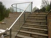 Ensuring Security in Elegance: Unraveling the Safety Features of Glass Handrails - Balconette