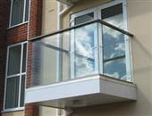 No corner posts, less frequent posts and sometimes post less glass balustrades can be achieved with Balcony Systems unique systems. See when and how posts are required