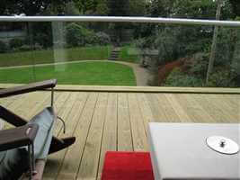 semi-frameless structural glass balcony