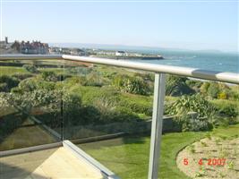 glass balcony with unobtrusive post banbury