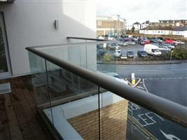 handrail and glass balustrade nottingham