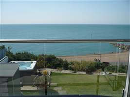 Seaview from Royal Chrome Balustrade in Kent