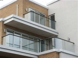 balcony glass wimbledon