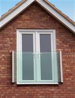 Frameless Glass Juliet Balcony