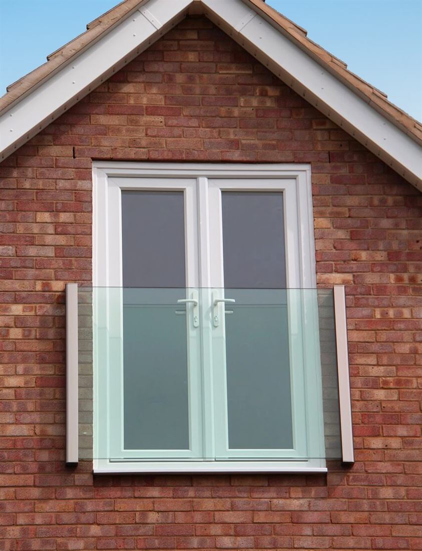 Frameless Glass Juliet Balcony
