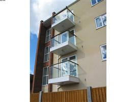 glass railings in essex