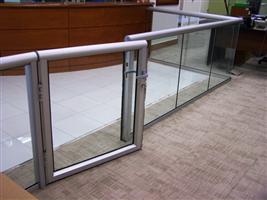 Interior balustrade glass gate