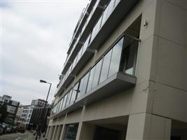 balconies with glass oxford