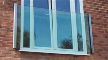 Frameless Glass Juliet Balcony