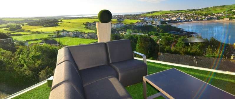 Frameless Glass Balcony