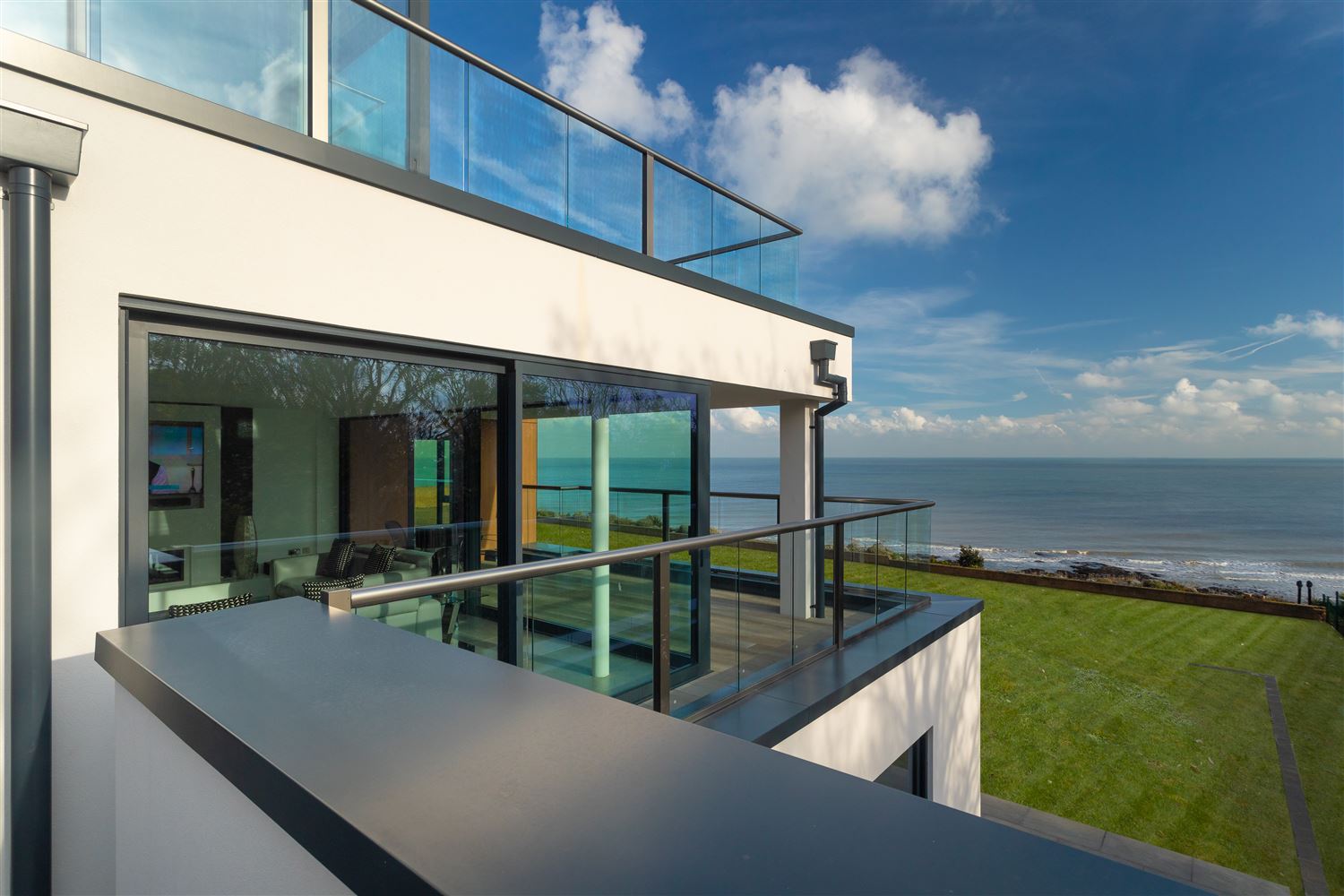 Orbit System (circular handrail) (66X75mm Post) broadstairs Kent