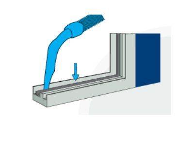 Maintenance of drainage slots