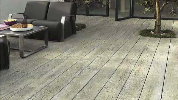 Wet decking