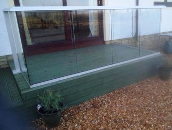 Glass Balustrade with no Posts