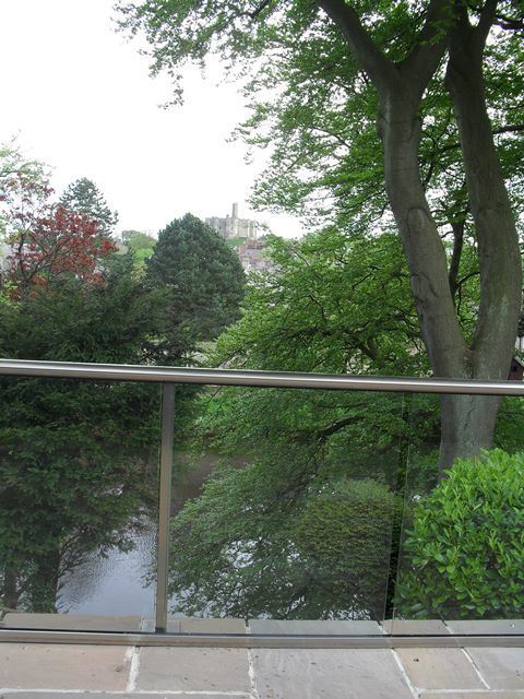 glass balustrade in morpeth3